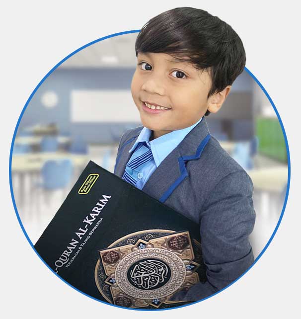 soleh-school-student-holding-quran